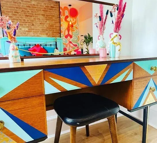 Colourful Apartment In Margate